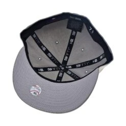 New Era New York Yankees Basic 59Fifty Fitted Men's Hat Grey-White 16 New Era New York Yankees Basic 59Fifty Fitted Men's Hat Grey-White -RBD OUTLET 11591125 4