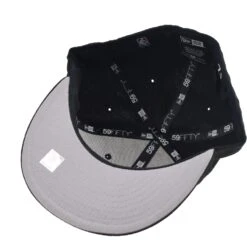 New Era New York Knicks 59Fifty Men's Fitted Hat Black-White -RBD OUTLET 70344034 4